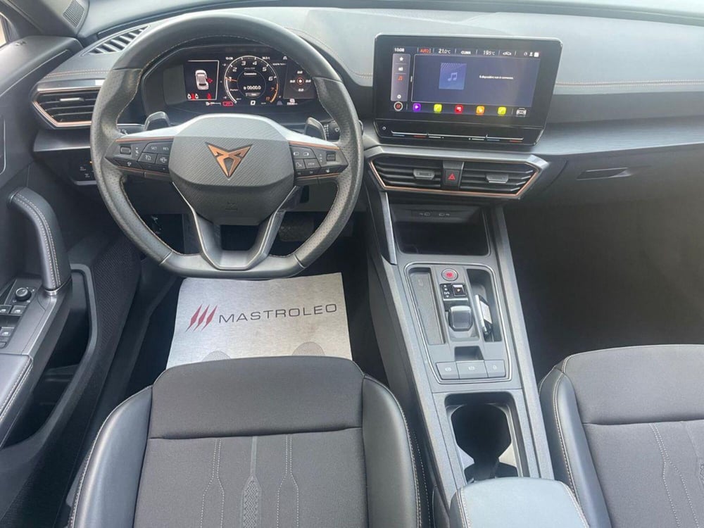 Cupra Formentor usata a Lecce (17)