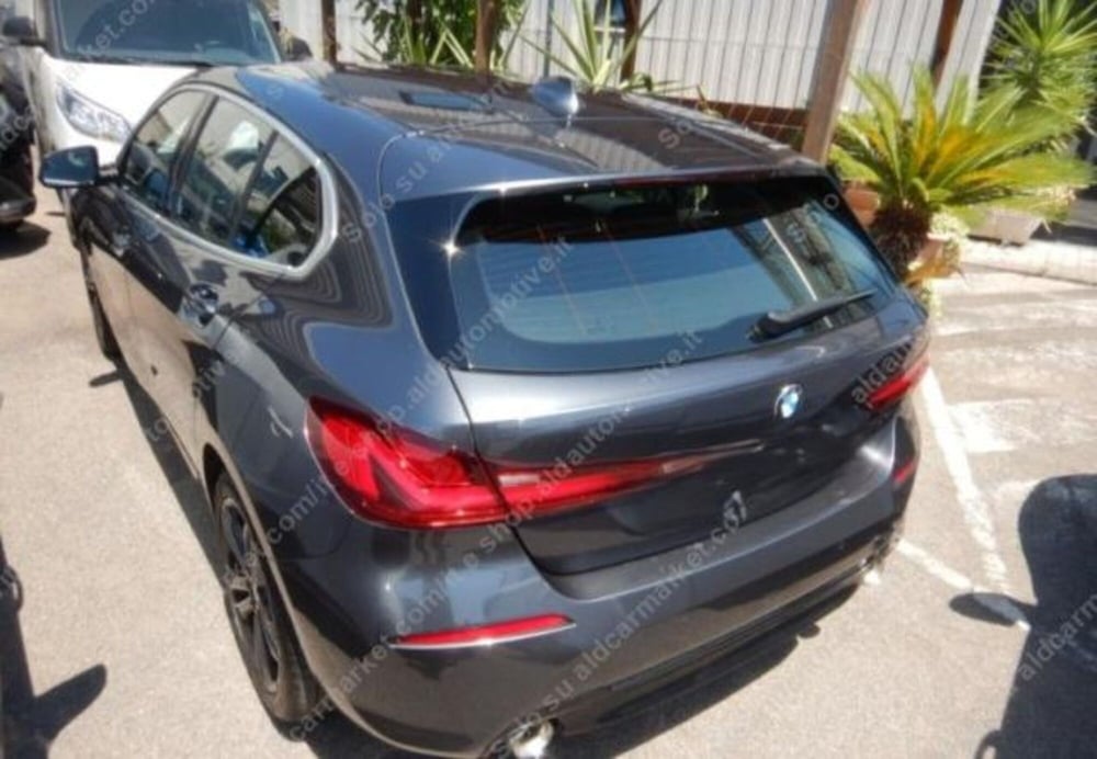 BMW Serie 1 usata a Lecce (2)