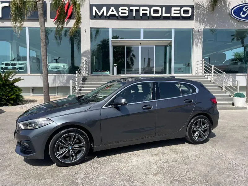 BMW Serie 1 usata a Lecce (4)