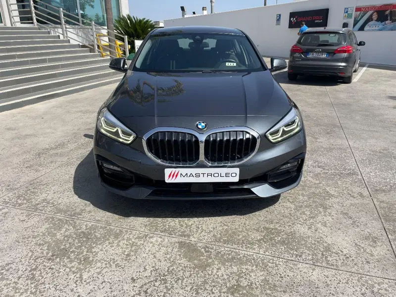 BMW Serie 1 usata a Lecce (6)
