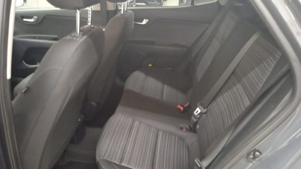 Kia Stonic usata a Torino (8)