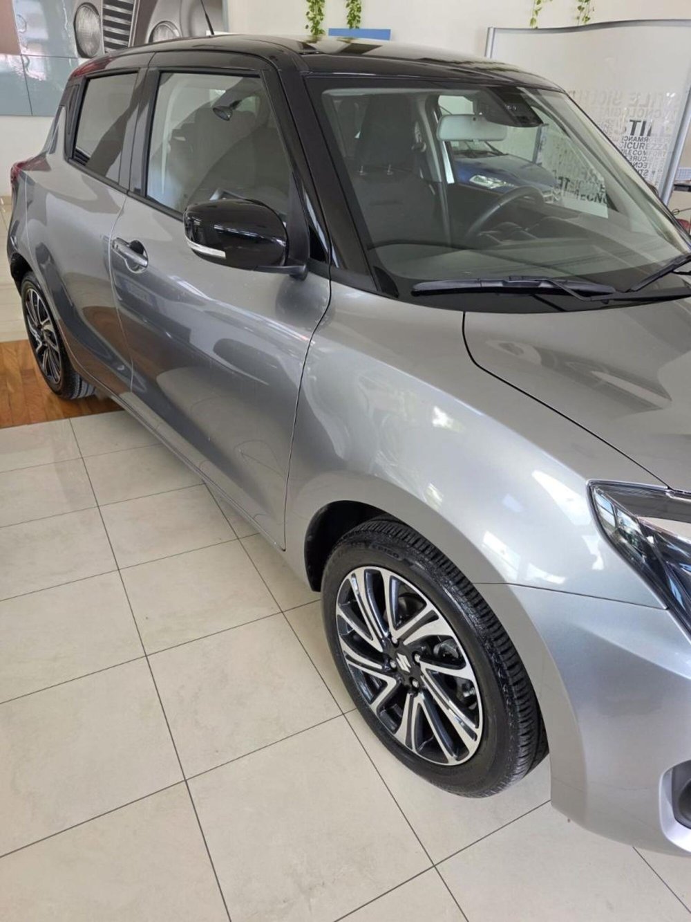 Suzuki Swift usata a Salerno (3)