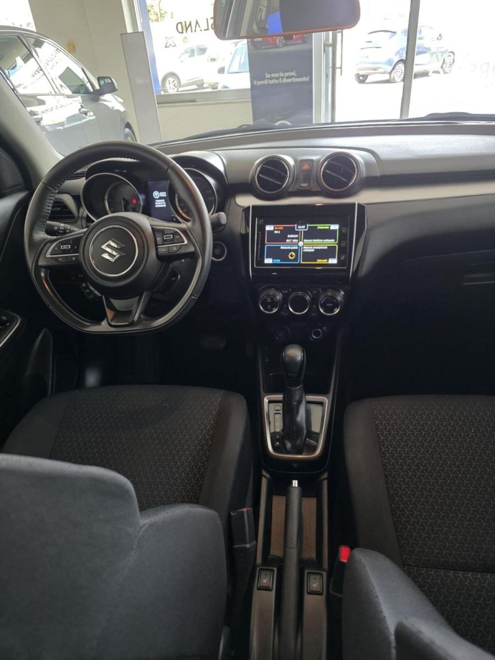 Suzuki Swift usata a Salerno (6)