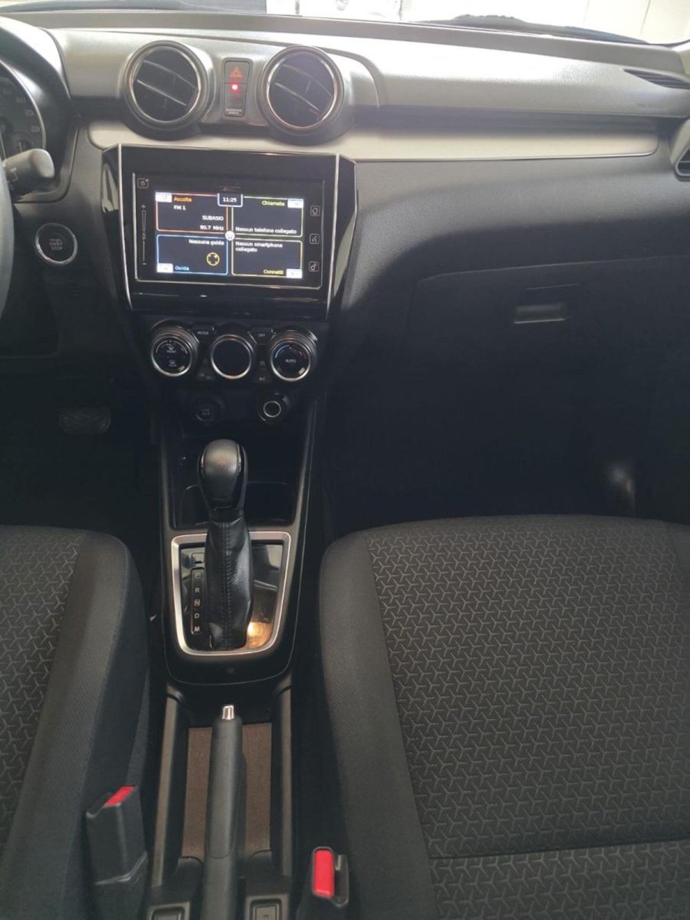 Suzuki Swift usata a Salerno (8)