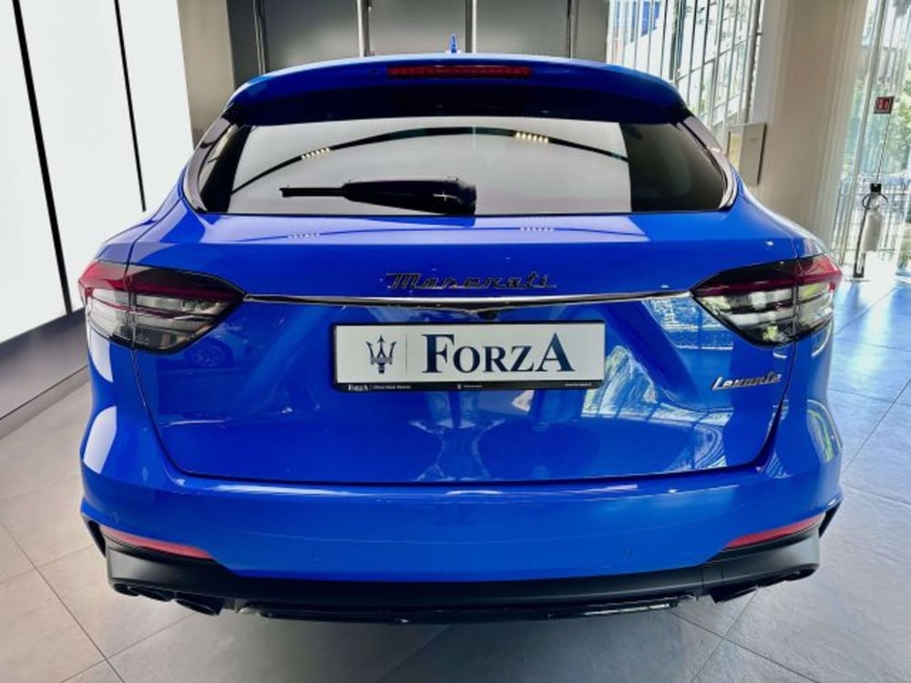 Maserati Levante usata a Torino (7)