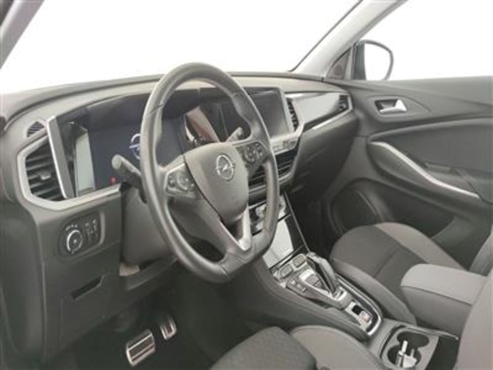 Opel Grandland usata a Bari (14)