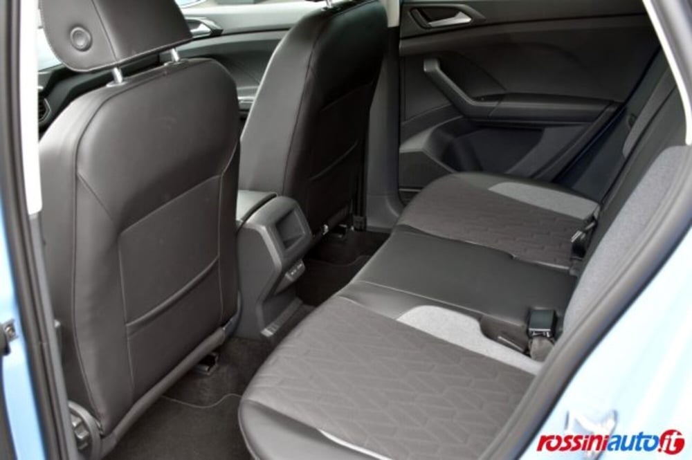 Volkswagen T-Cross usata a Brescia (12)