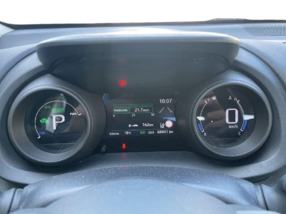 Toyota Yaris Cross usata a Vercelli (13)