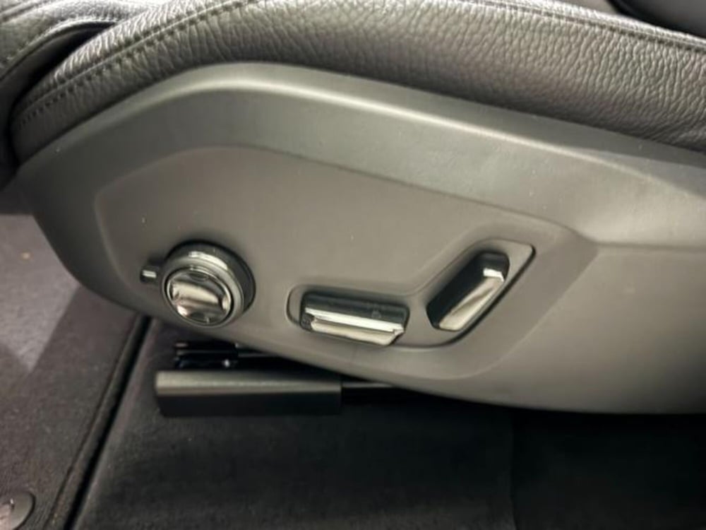 Volvo XC60 usata a Como (17)