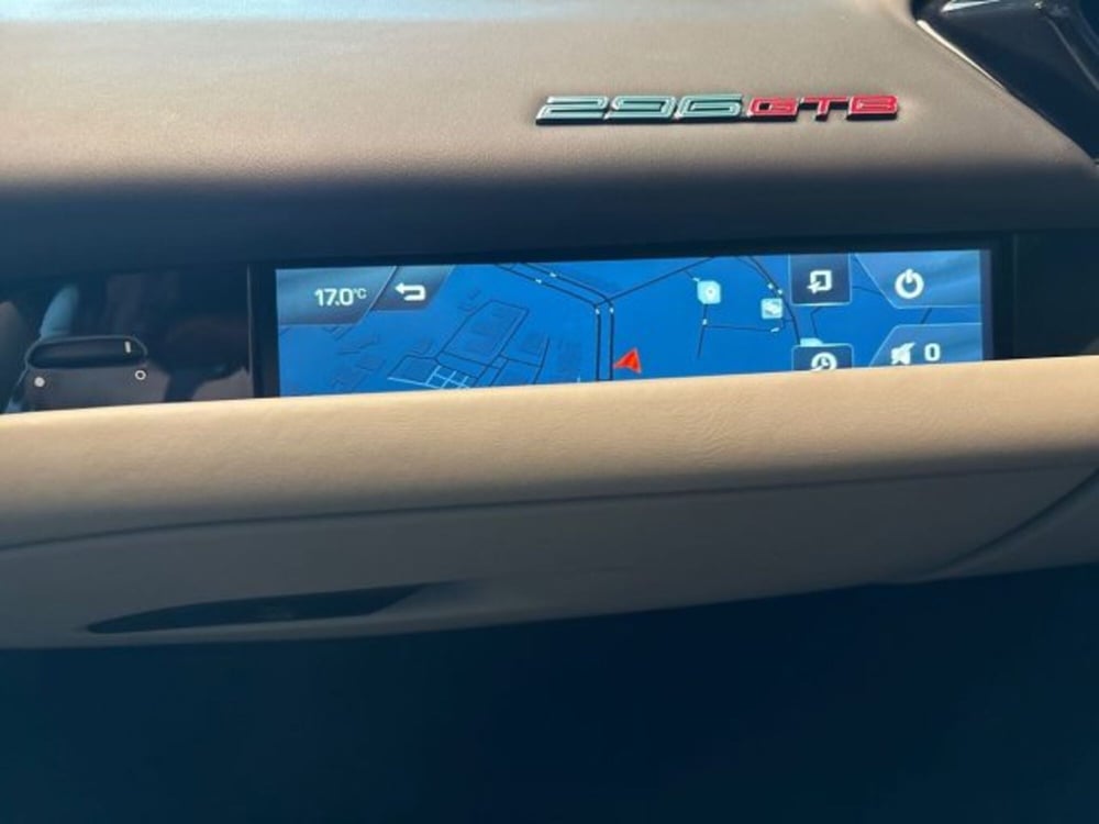 Ferrari 296 Coupé usata a Bologna (18)
