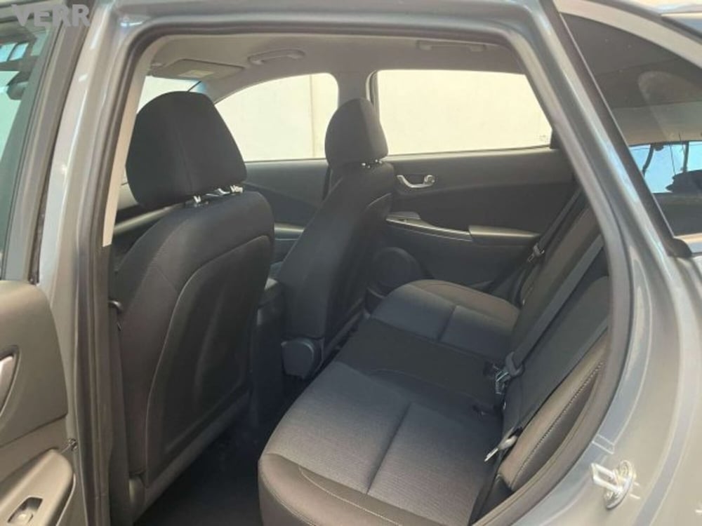 Hyundai Kona usata a Milano (9)