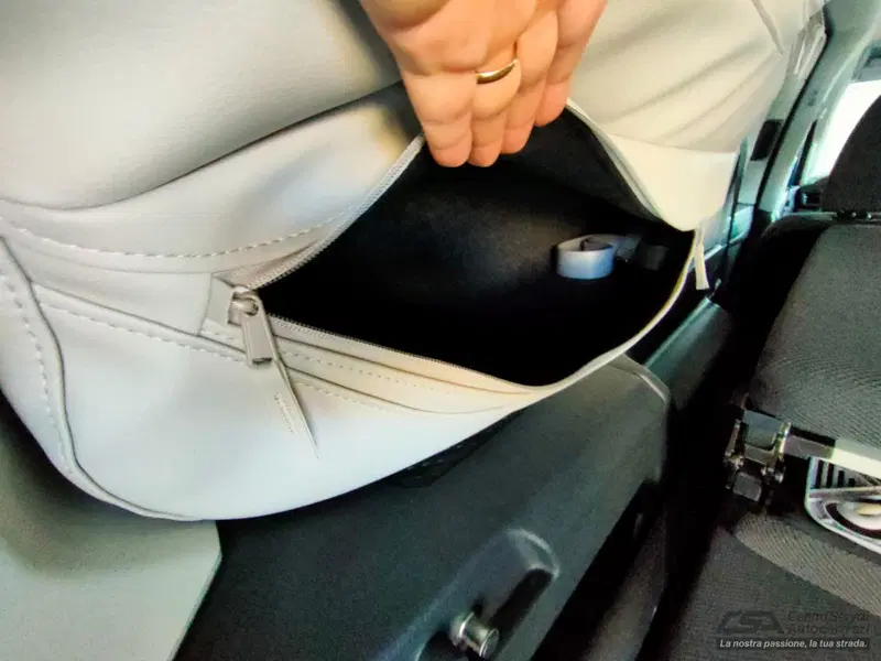 Volkswagen Caddy nuova a Bologna (4)