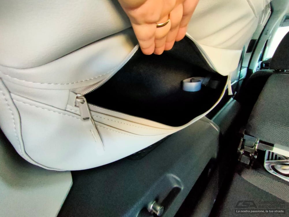 Volkswagen Caddy nuova a Bologna (4)