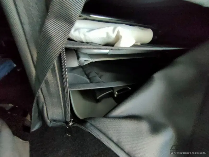 Volkswagen Caddy nuova a Bologna (6)