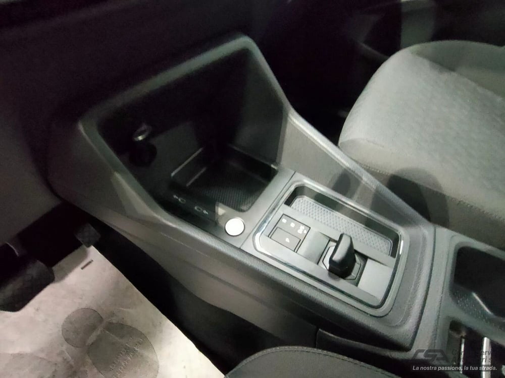 Volkswagen Caddy nuova a Bologna (12)