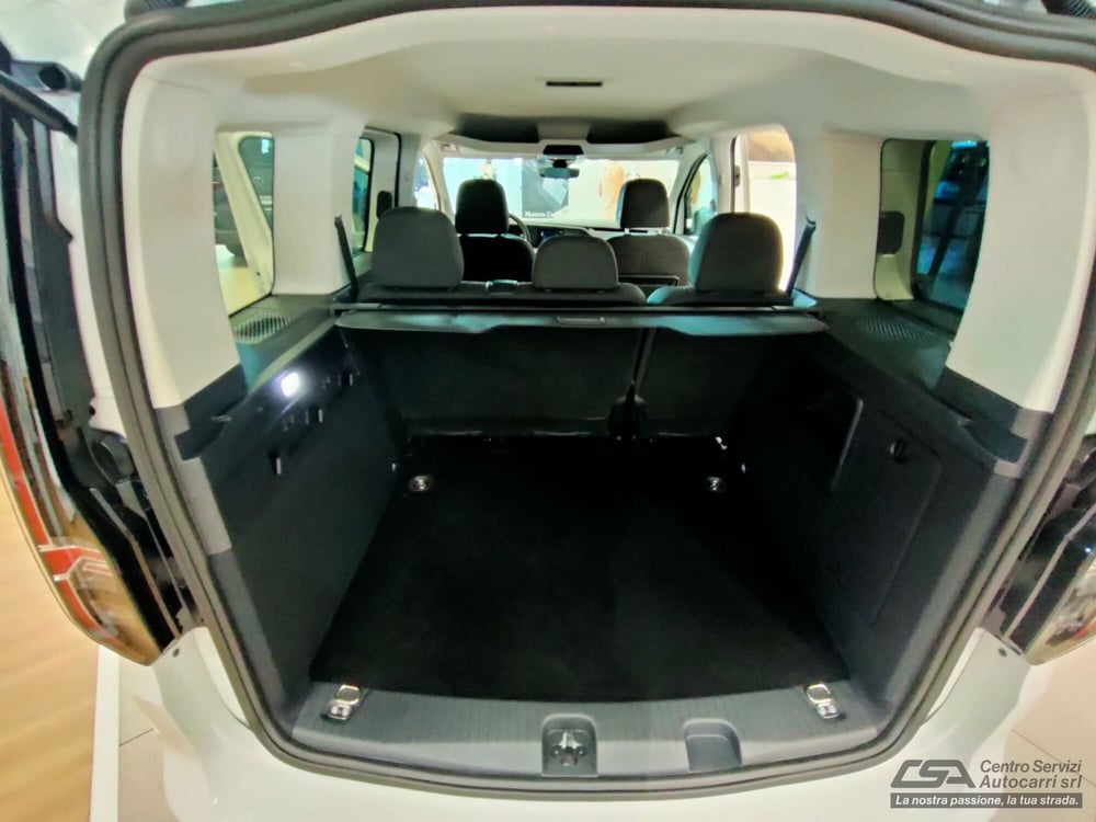 Volkswagen Caddy nuova a Bologna (6)