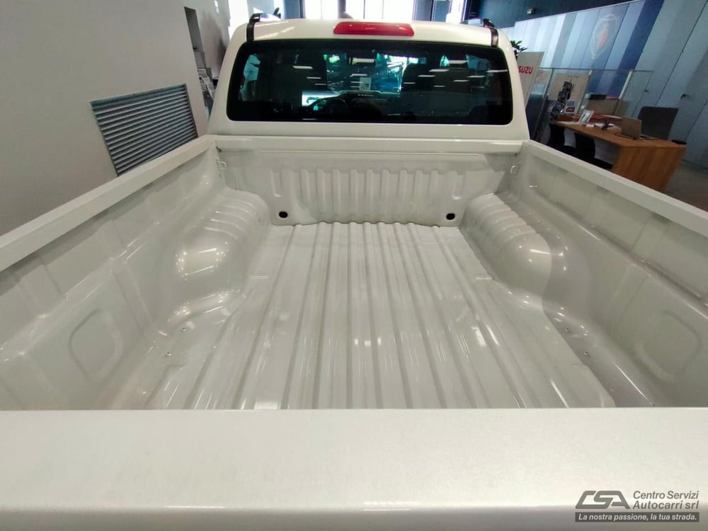 Isuzu D-Max Pick-up nuova a Bologna (11)