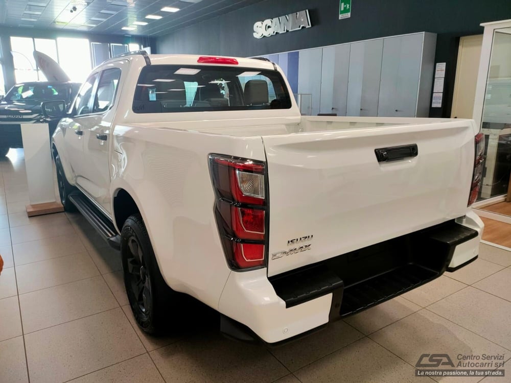 Isuzu D-Max Pick-up nuova a Bologna (12)