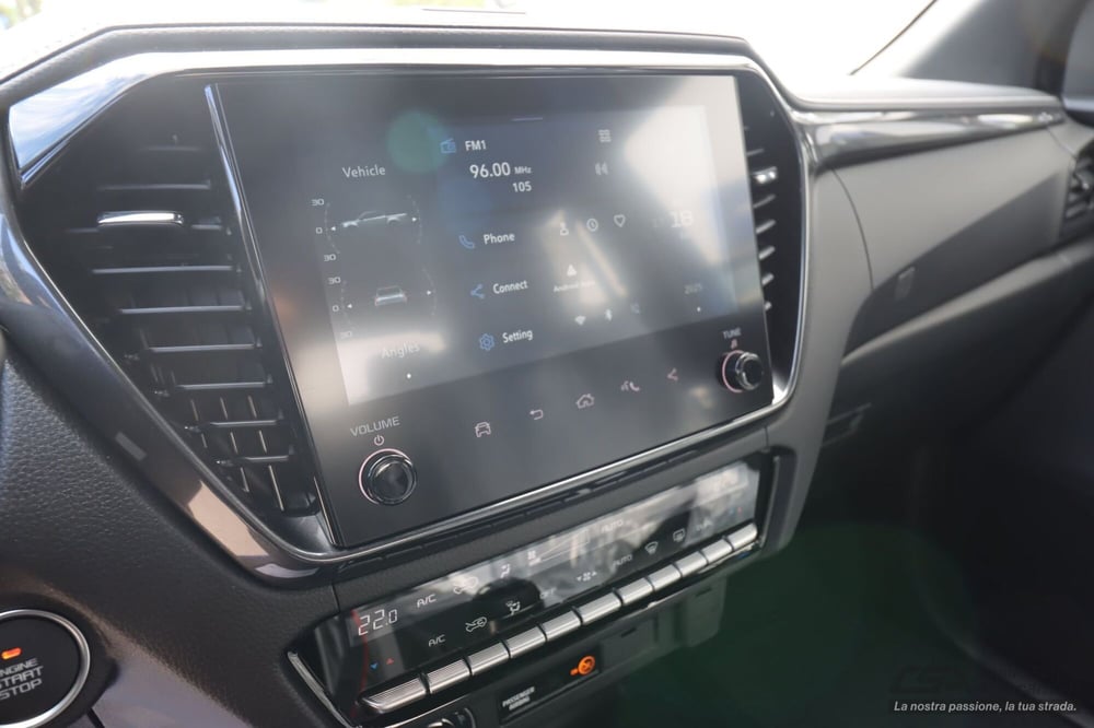 Isuzu D-Max Pick-up nuova a Bologna (10)