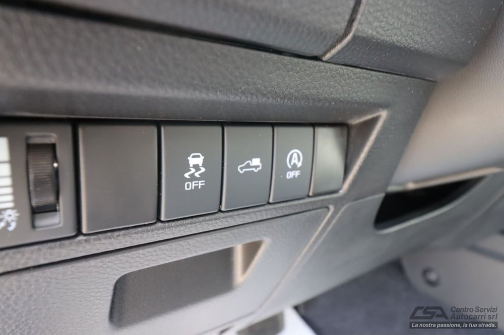 Isuzu D-Max Pick-up nuova a Bologna (13)