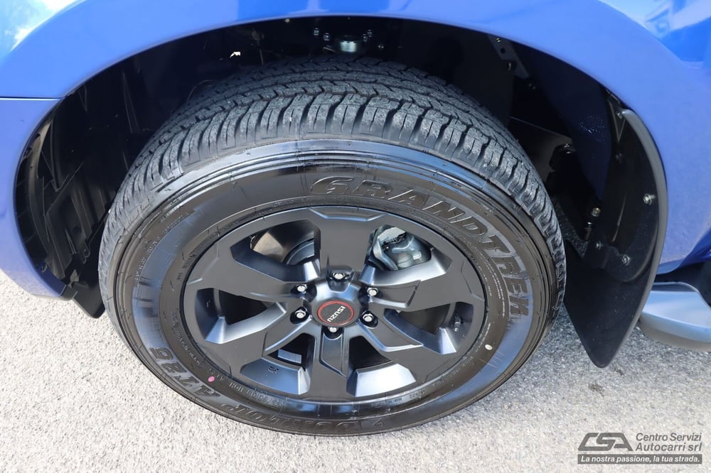 Isuzu D-Max Pick-up nuova a Bologna (4)
