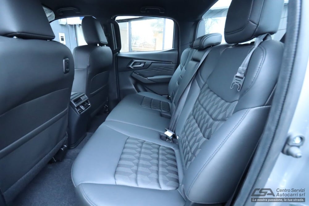 Isuzu D-Max Pick-up nuova a Bologna (10)