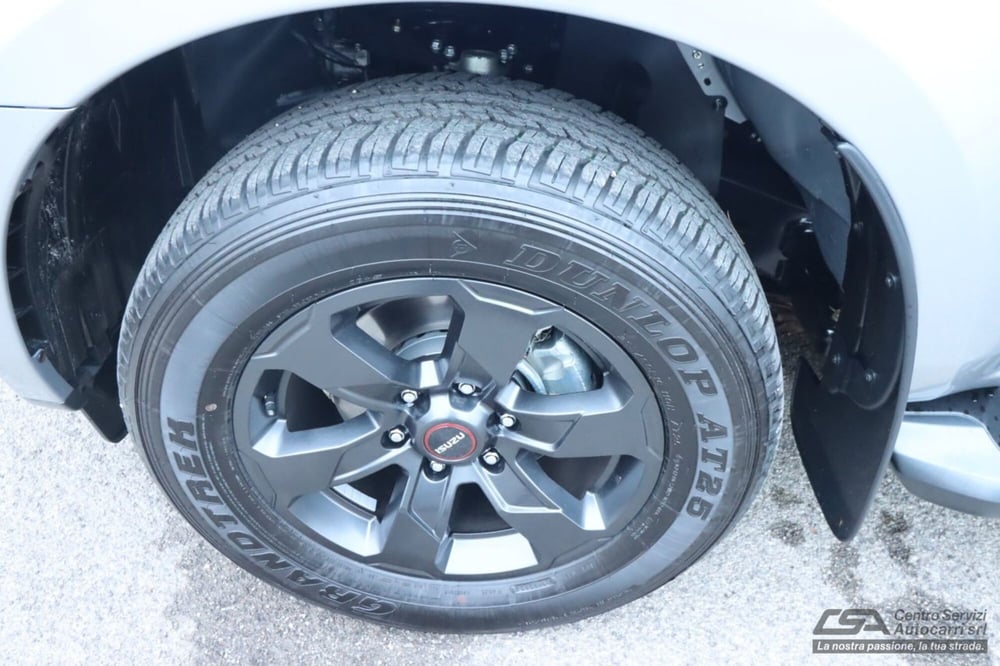 Isuzu D-Max Pick-up nuova a Bologna (4)