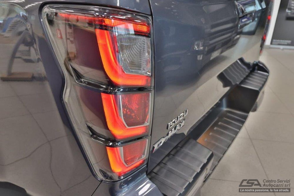 Isuzu D-Max Pick-up nuova a Bologna (5)