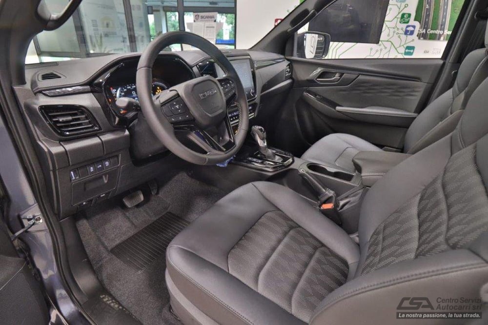 Isuzu D-Max Pick-up nuova a Bologna (8)