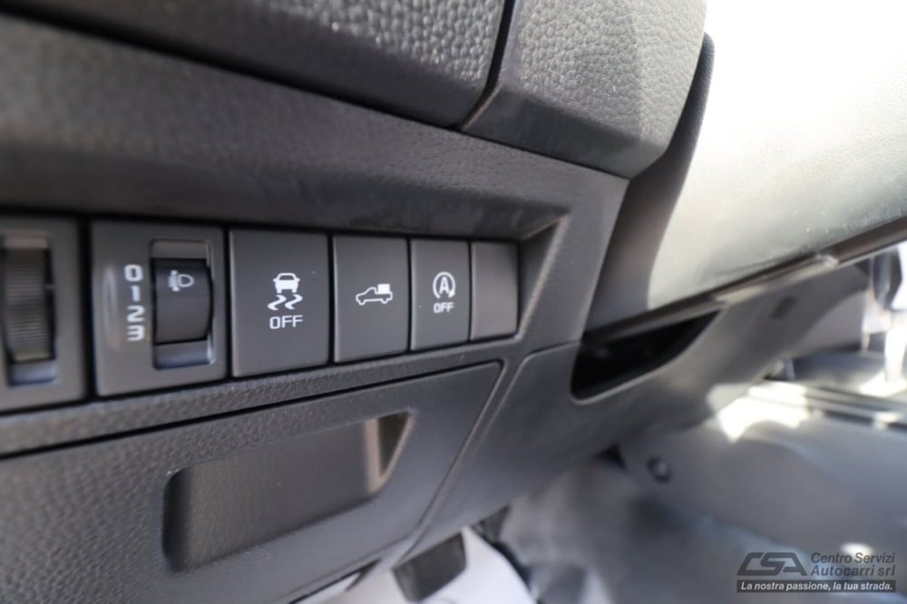 Isuzu D-Max Pick-up nuova a Bologna (7)