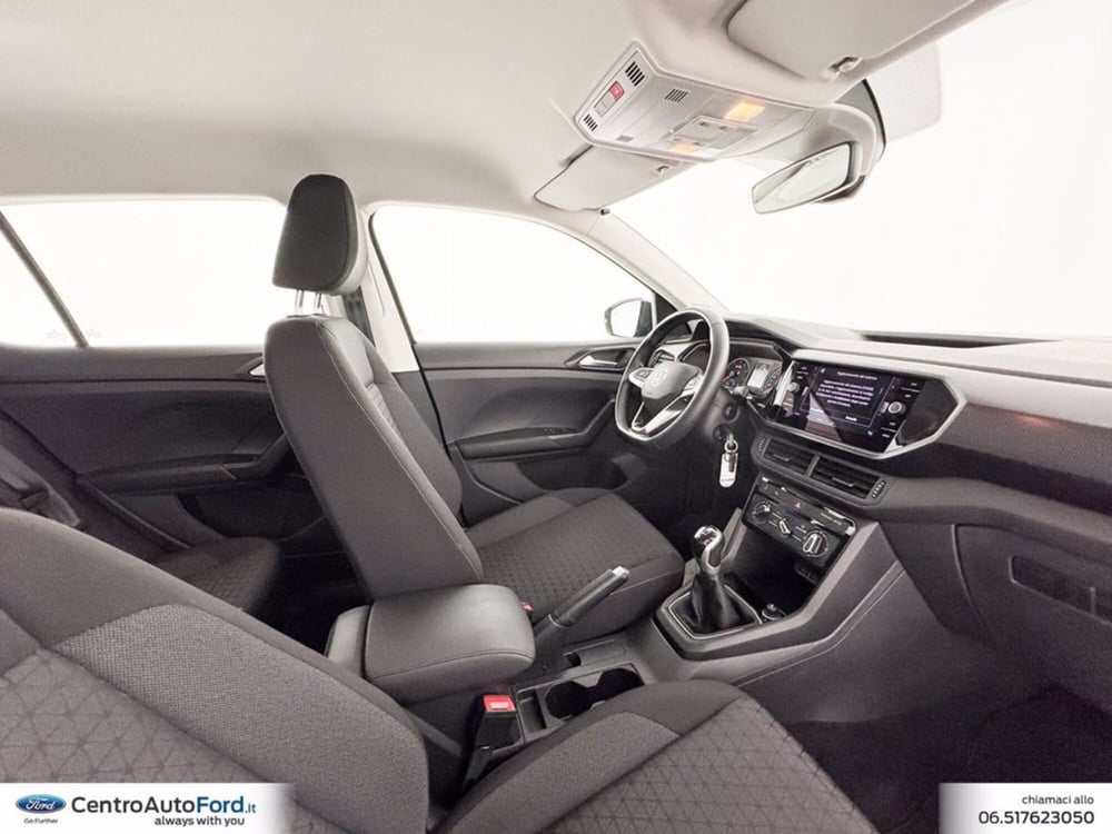 Volkswagen T-Cross usata a Roma (6)