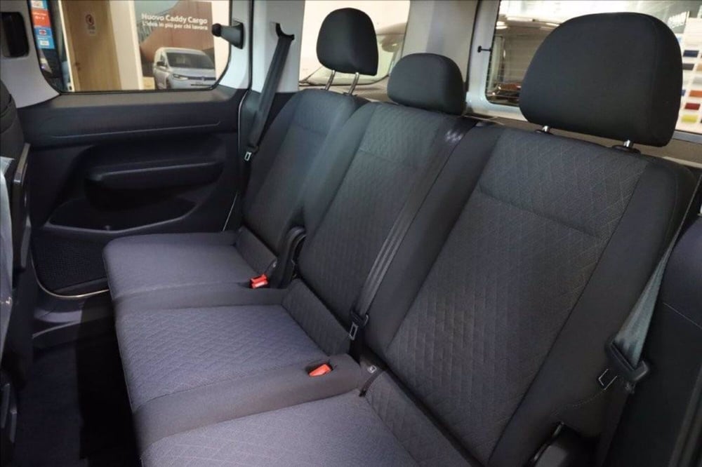 Volkswagen Caddy nuova a Bologna (10)