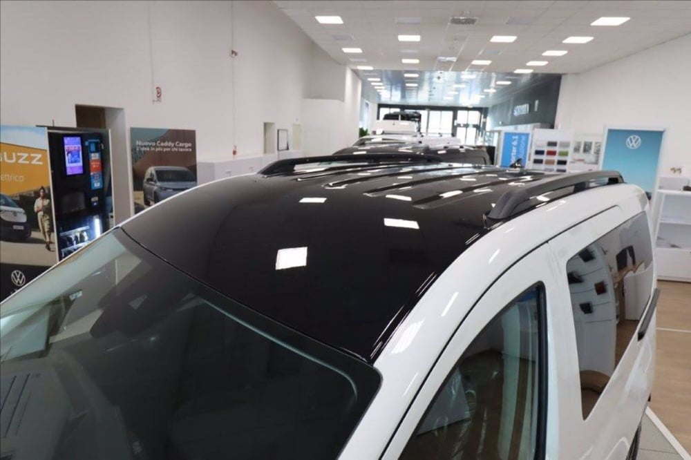 Volkswagen Caddy nuova a Bologna (7)