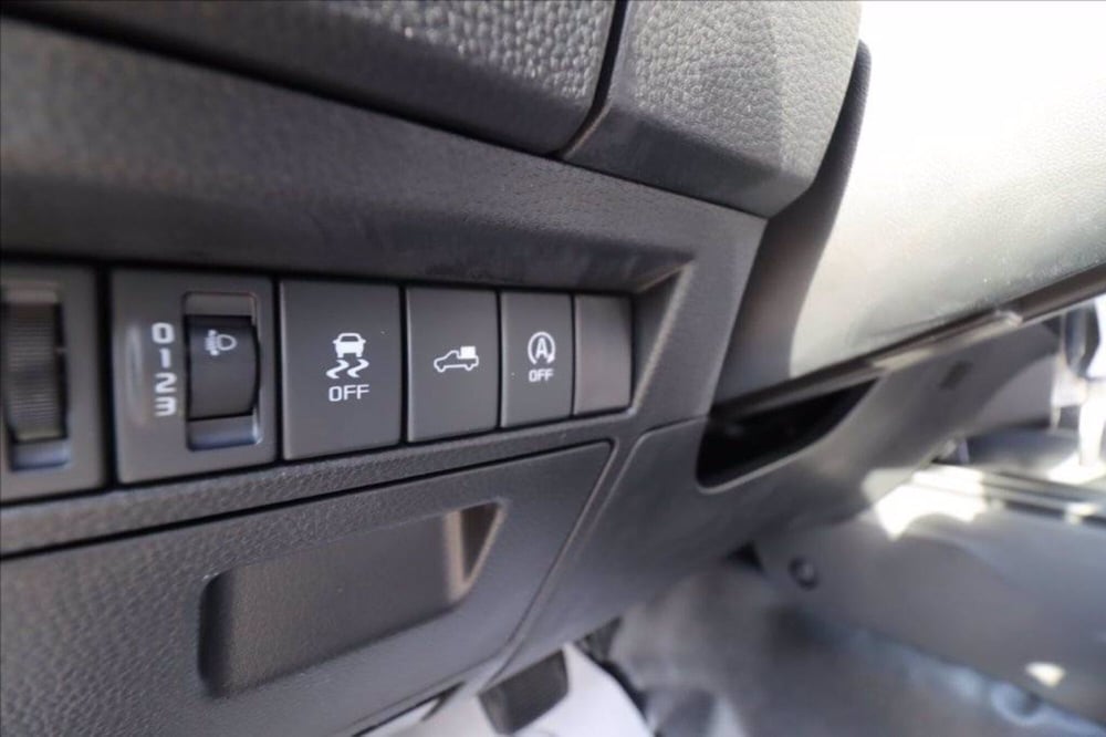 Isuzu D-Max Pick-up nuova a Bologna (7)