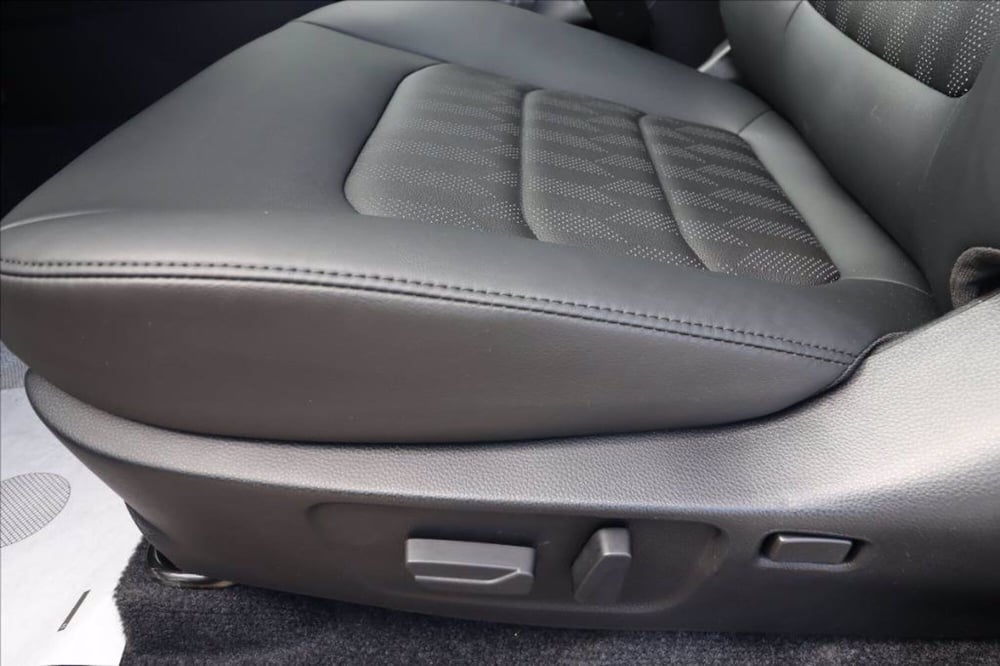 Isuzu D-Max Pick-up nuova a Bologna (14)