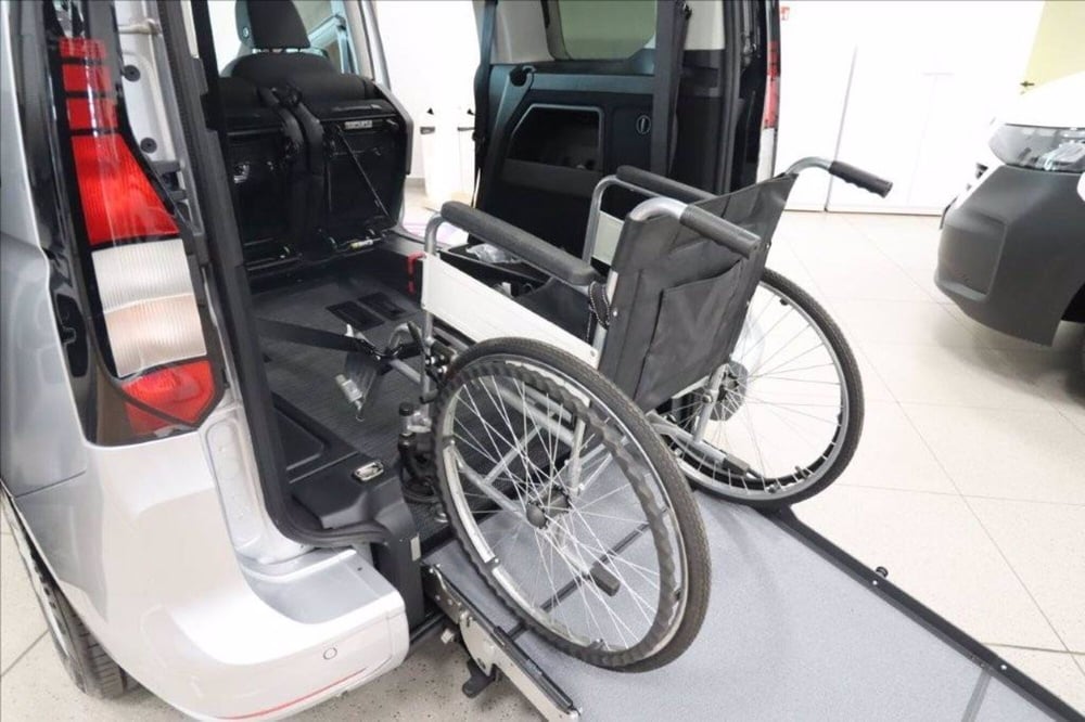 Volkswagen Caddy nuova a Bologna (2)