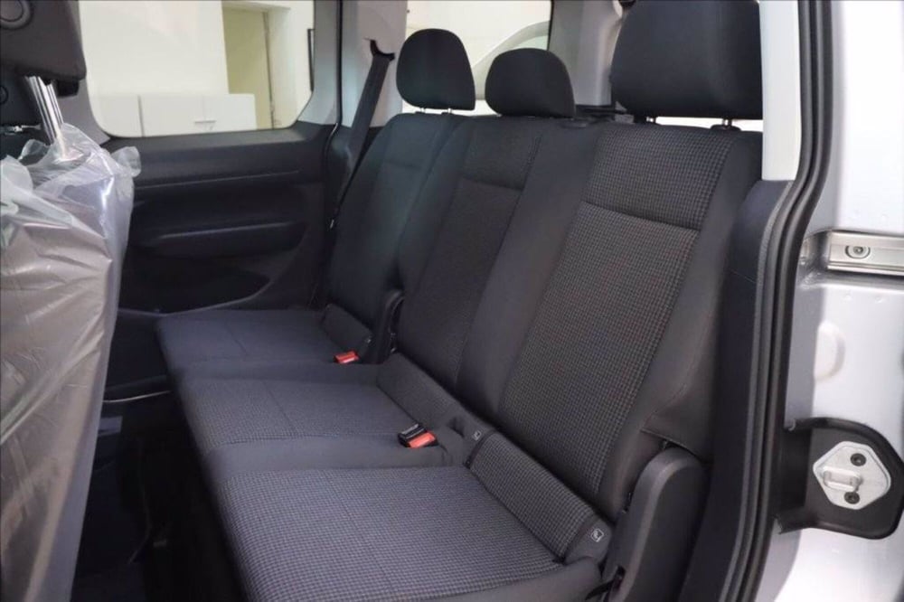 Volkswagen Caddy nuova a Bologna (8)