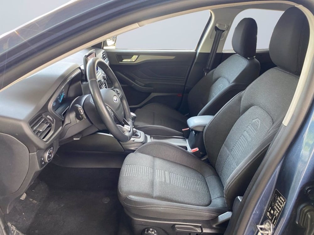 Ford Focus Station Wagon usata a Milano (9)