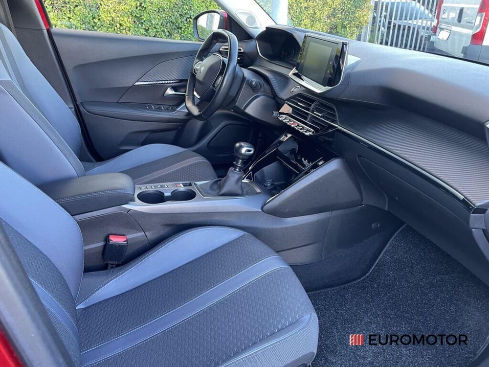 Peugeot 2008 usata a Bari (14)