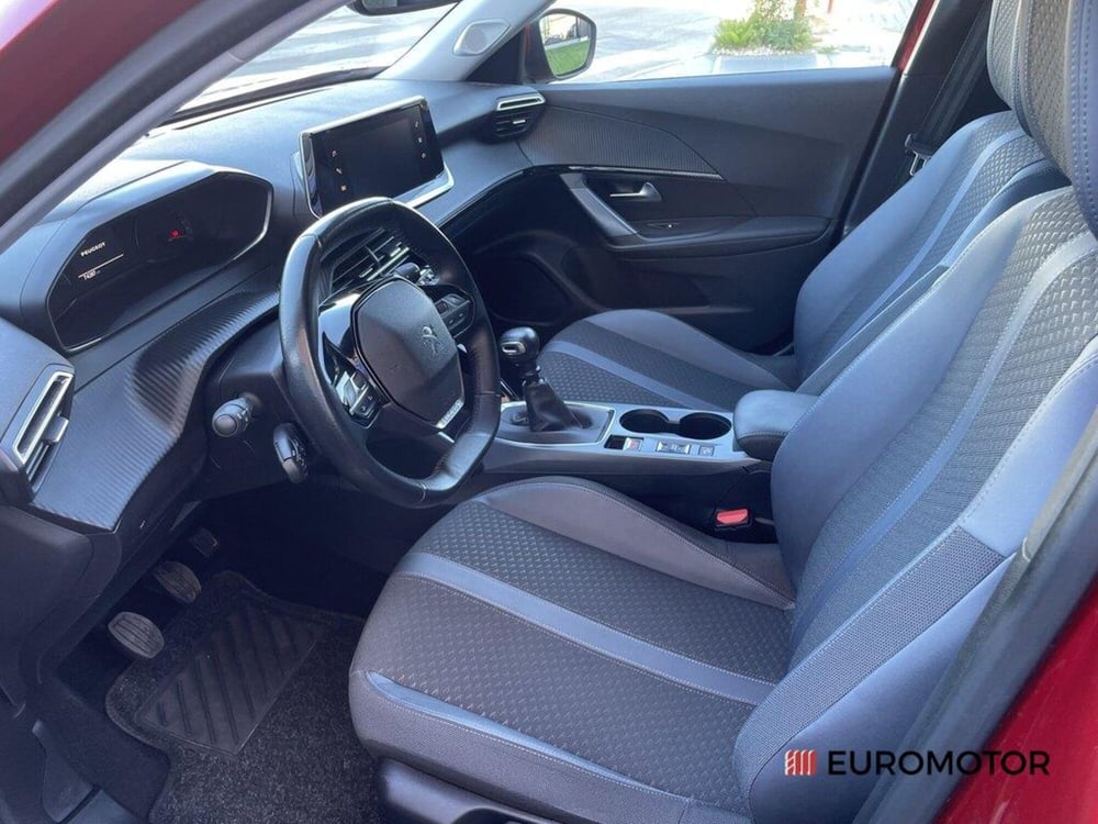 Peugeot 2008 usata a Bari (9)