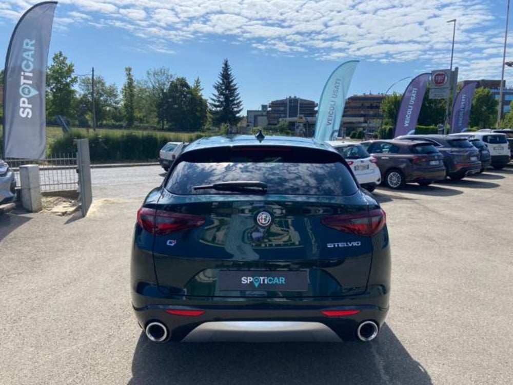 Alfa Romeo Stelvio usata a Firenze (5)