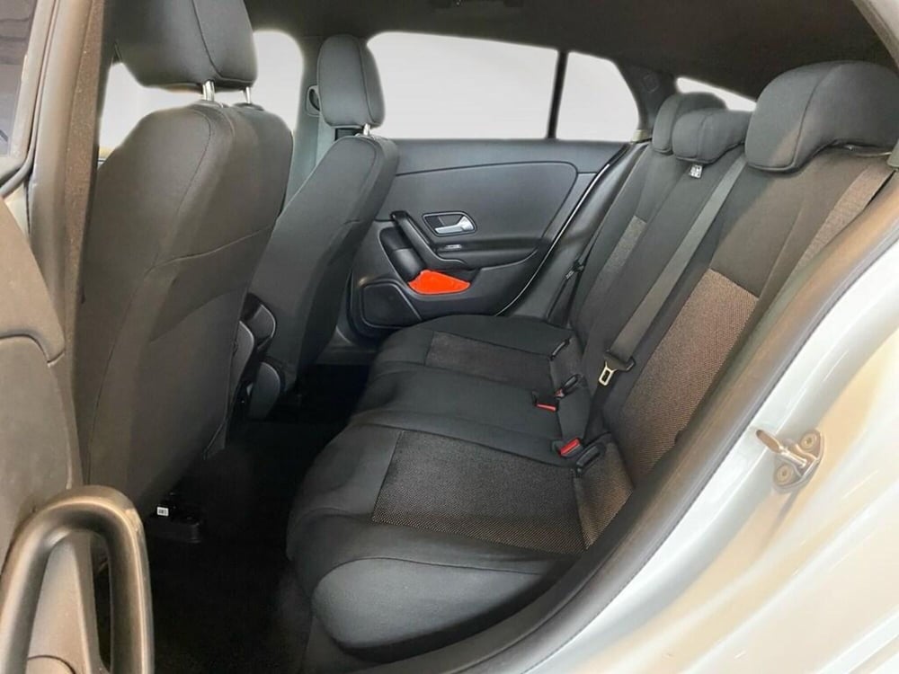 Mercedes-Benz CLA Shooting Brake usata a Torino (8)