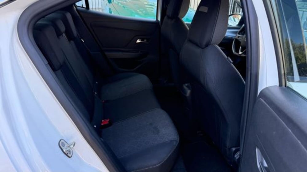 Opel Mokka usata a Roma (16)