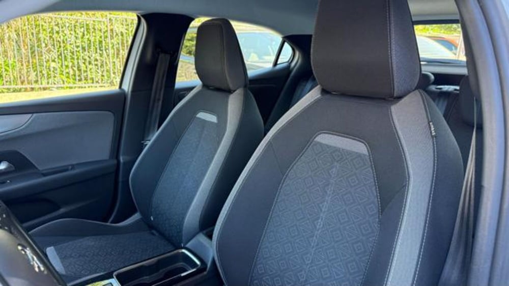 Opel Mokka usata a Roma (17)