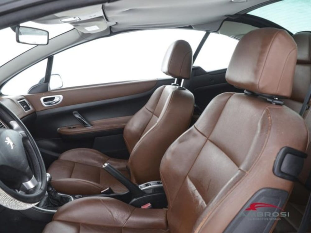 Peugeot 307 Cabrio usata a Perugia (9)