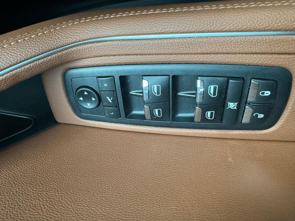 Maserati Levante nuova a Salerno (13)