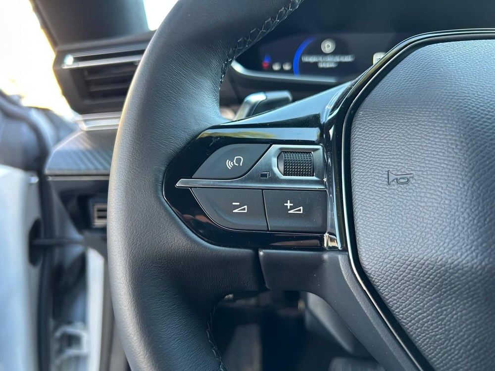 Peugeot 508 SW nuova a Salerno (17)