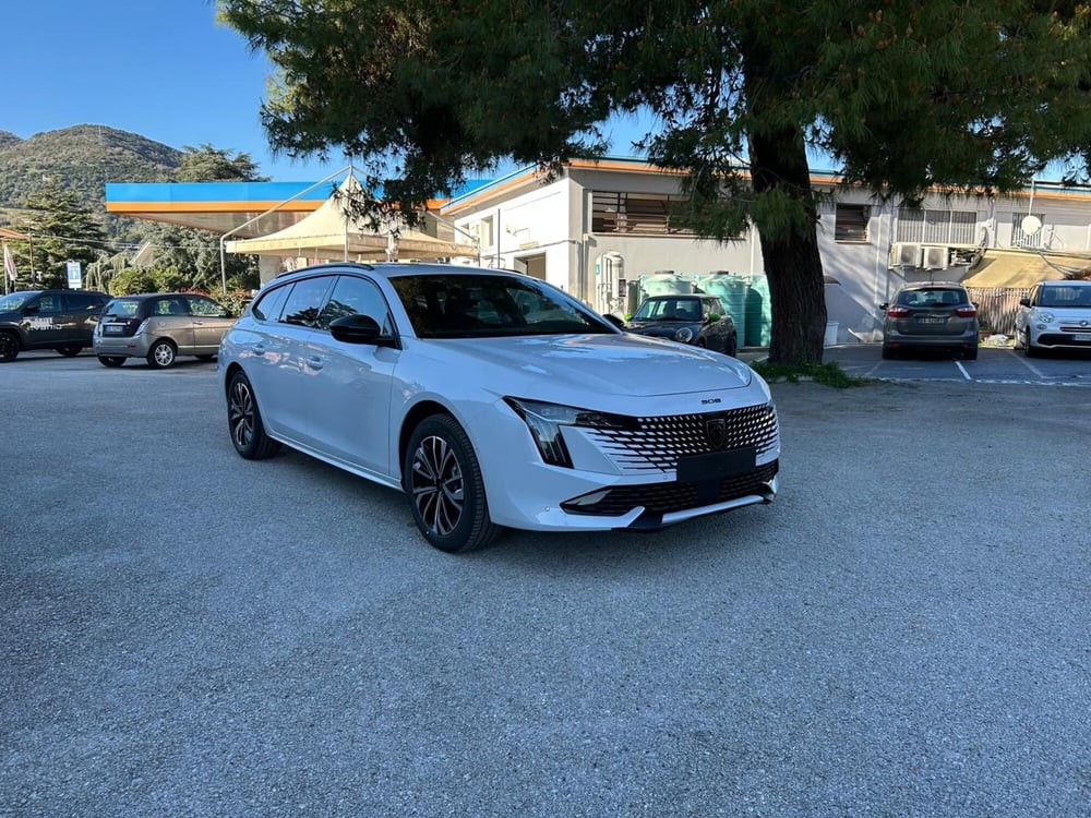 Peugeot 508 SW nuova a Salerno (2)