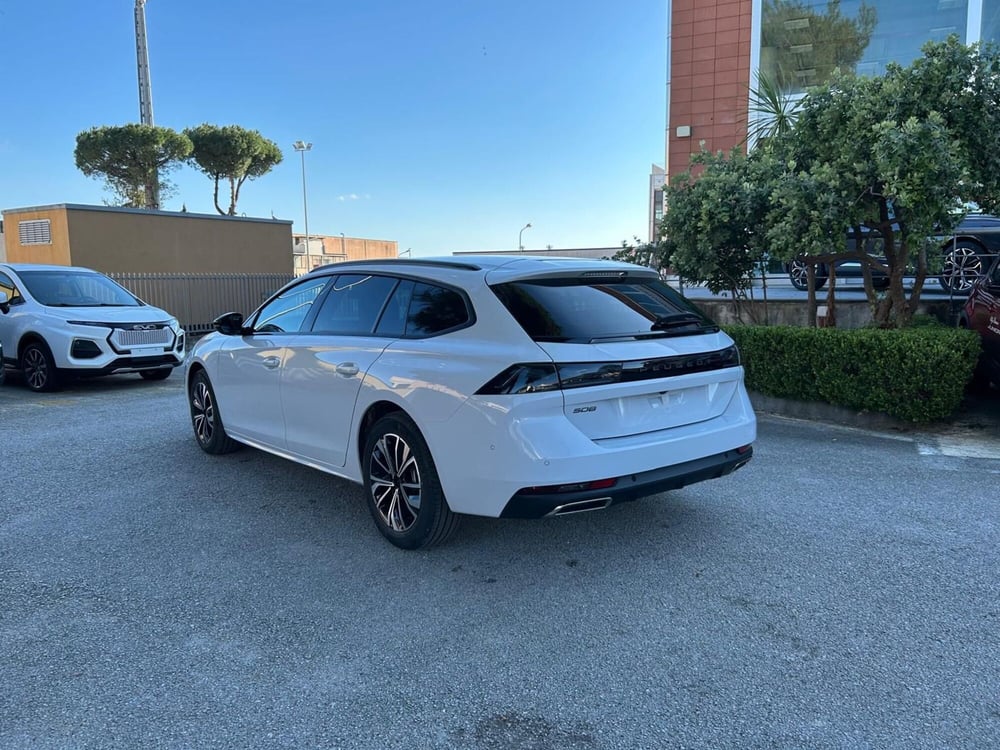 Peugeot 508 SW nuova a Salerno (4)