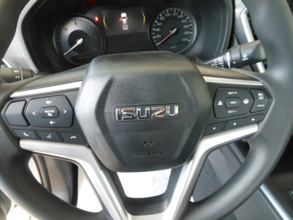 Isuzu D-Max Pick-up nuova a Chieti (13)